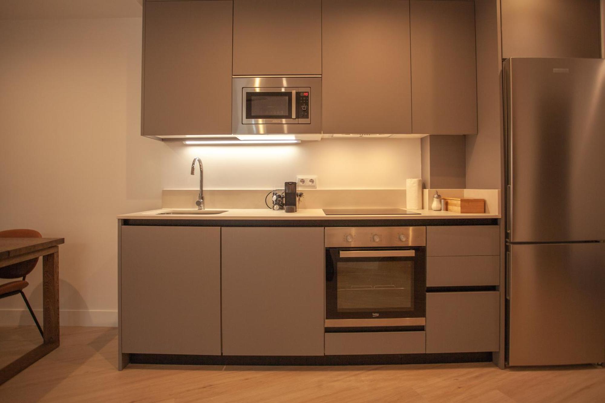 Apartment In Chamberi Madrid Bilik gambar